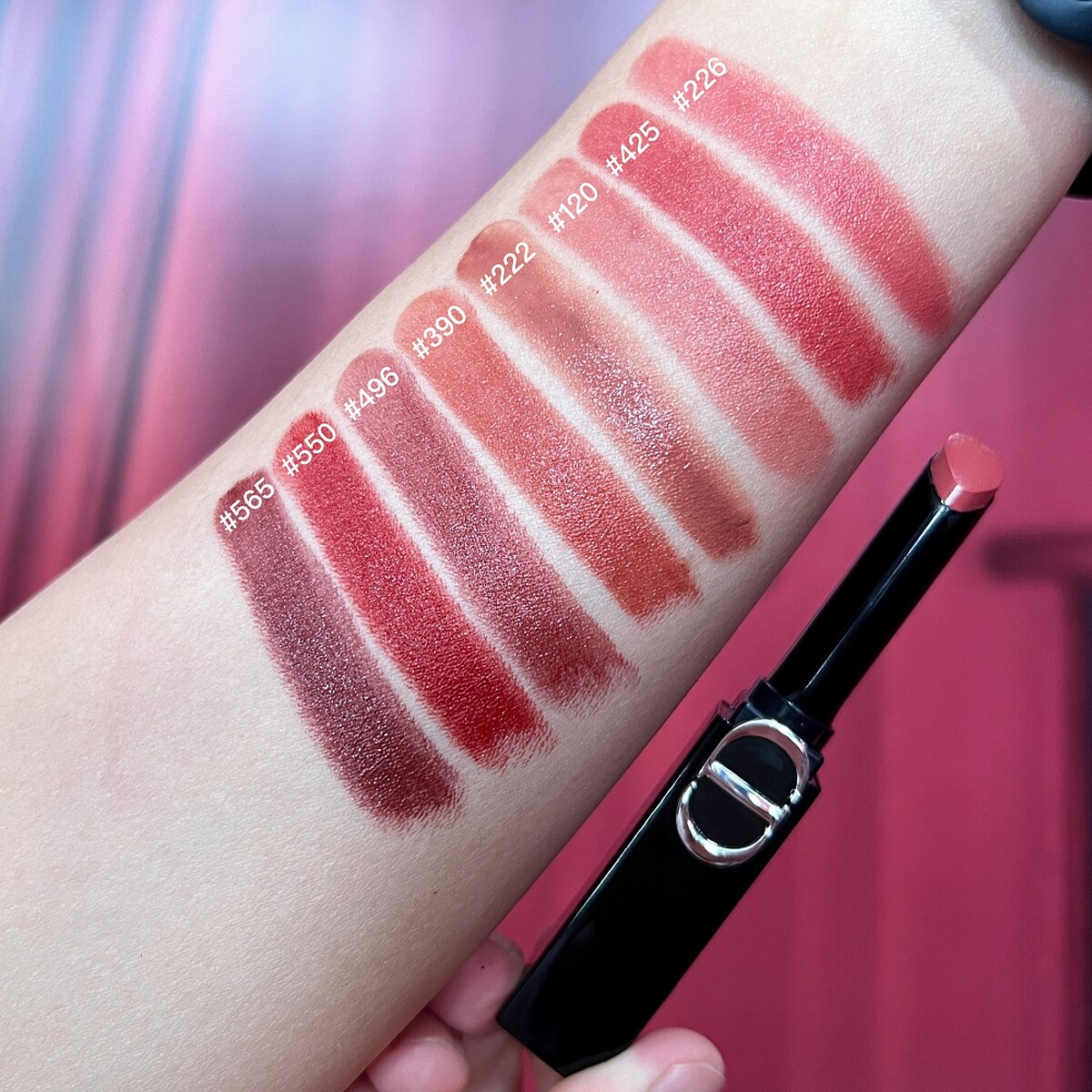 迪奧巨星持色唇膏全8色手部試色。