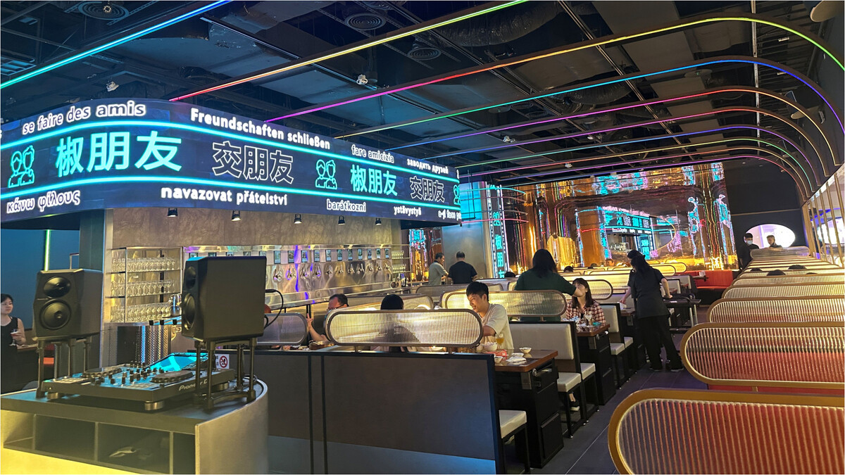 美麗佳人提醒您：喝酒不開車，飲酒過量有礙健康