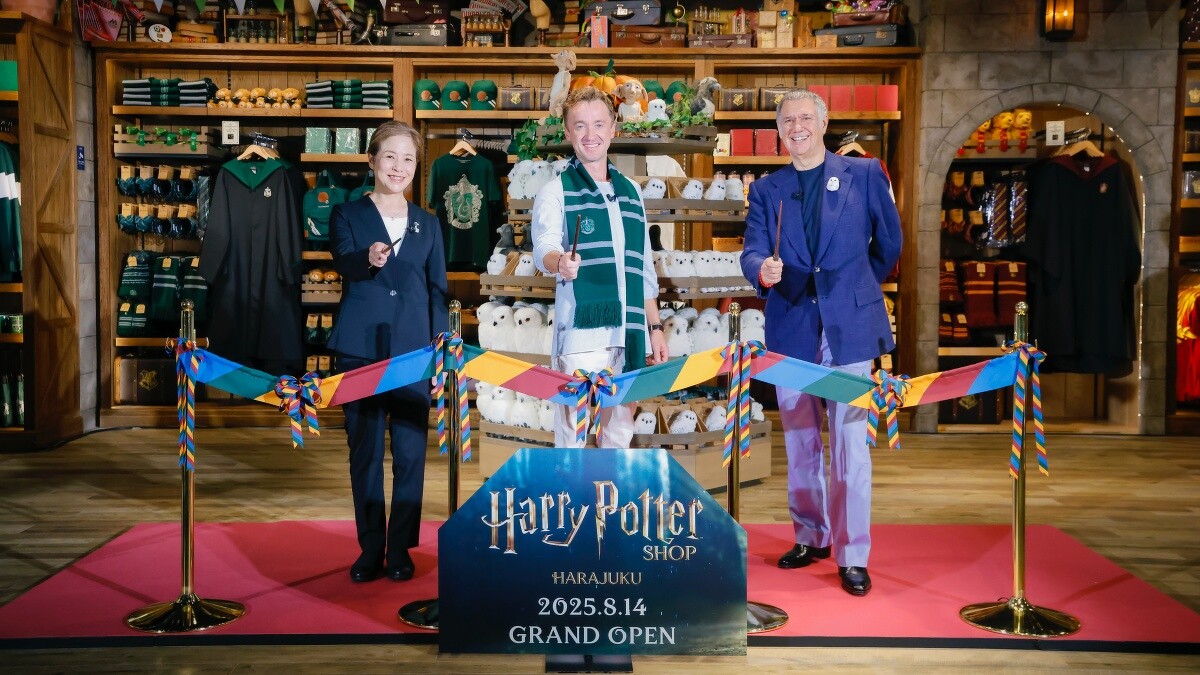 「跩哥馬份」湯姆費爾頓出席哈利波特原宿旗艦店開幕儀式