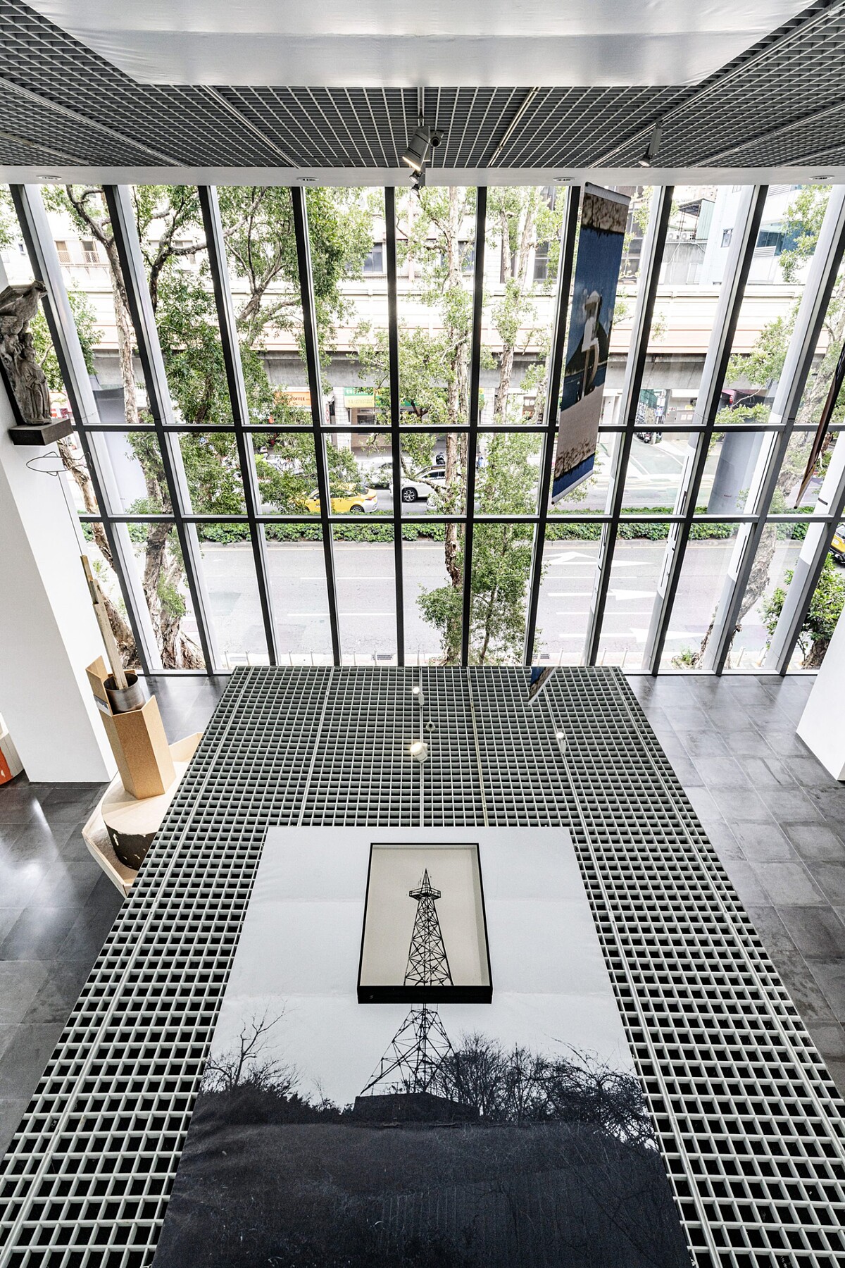 「亂流：半睡飛行夢」展場照，北師美術館提供，攝影：dulub studi