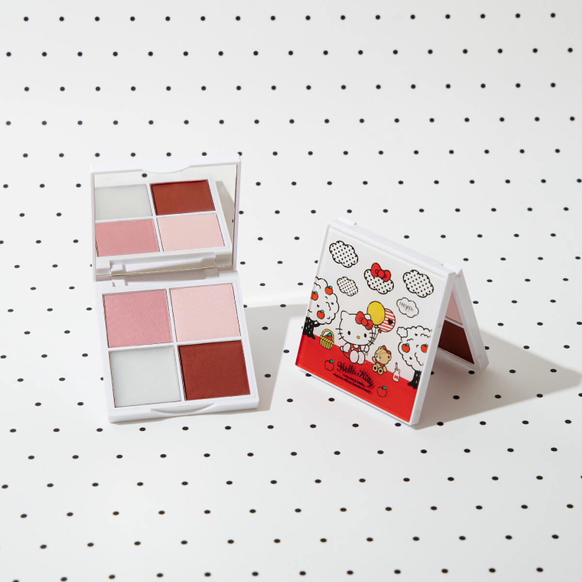 FreshO2 Hello Kitty Happy Day 4色腮紅盤11.5g，NT520