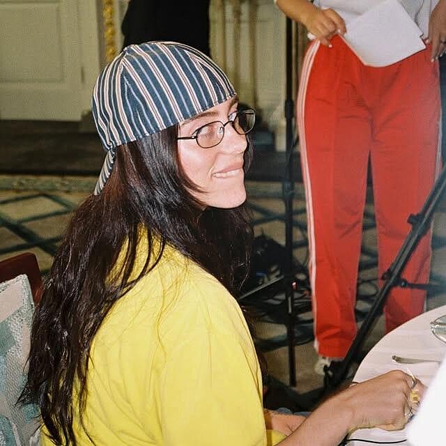 Billie Eilish 怪奇比莉一向直率、不受拘束,是知名的射手座代表人物。