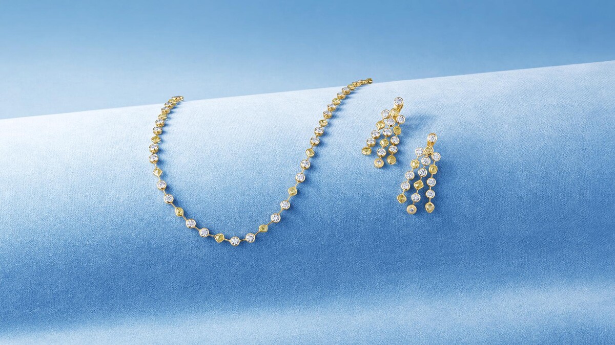 De Beers Talisman Line高級珠寶鑽石項鍊及垂墜式耳環。