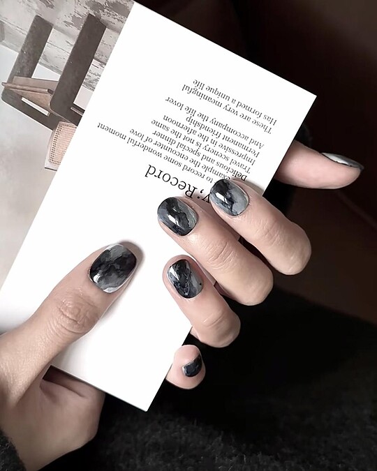 Photo/ 小紅書 @CHEN7.穿帶甲