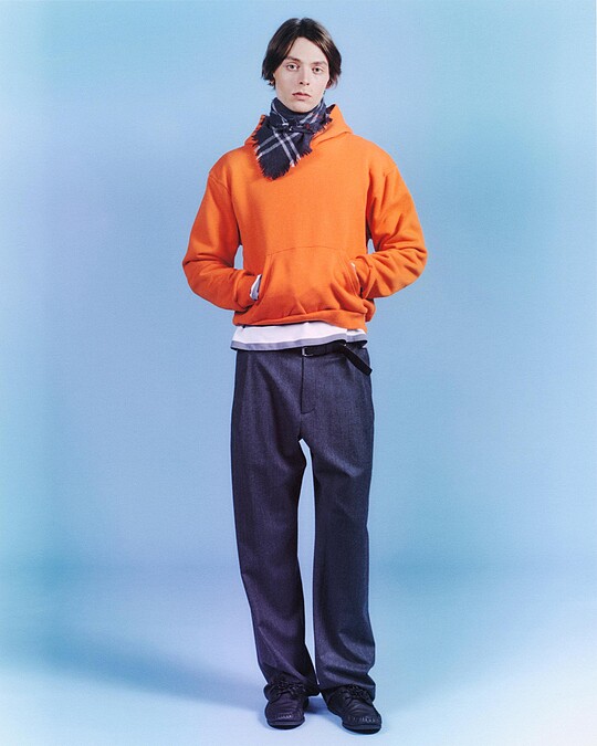 Peter Wu 2025 秋冬系列有別以往，出現許多亮色系的精彩單品。