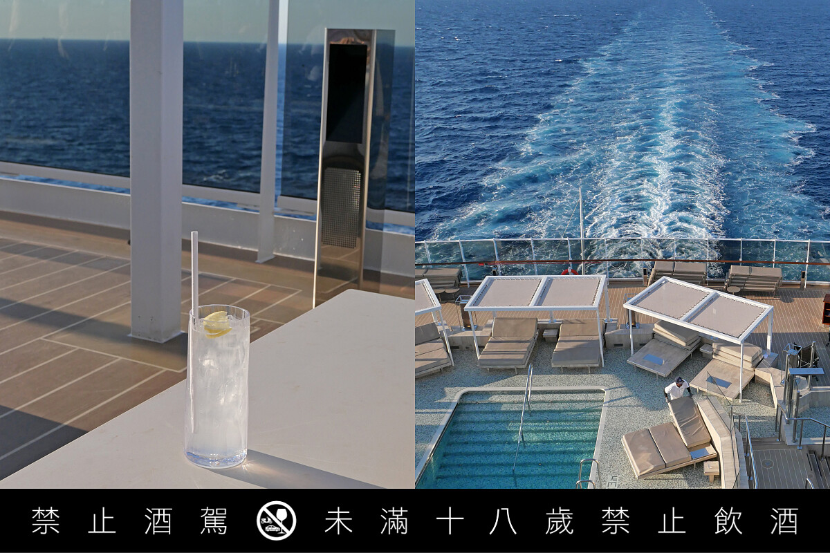 離港的瞬間，船身緩緩駛動，激起的浪花在海面上劃出一道道軌跡的景色相當迷人。