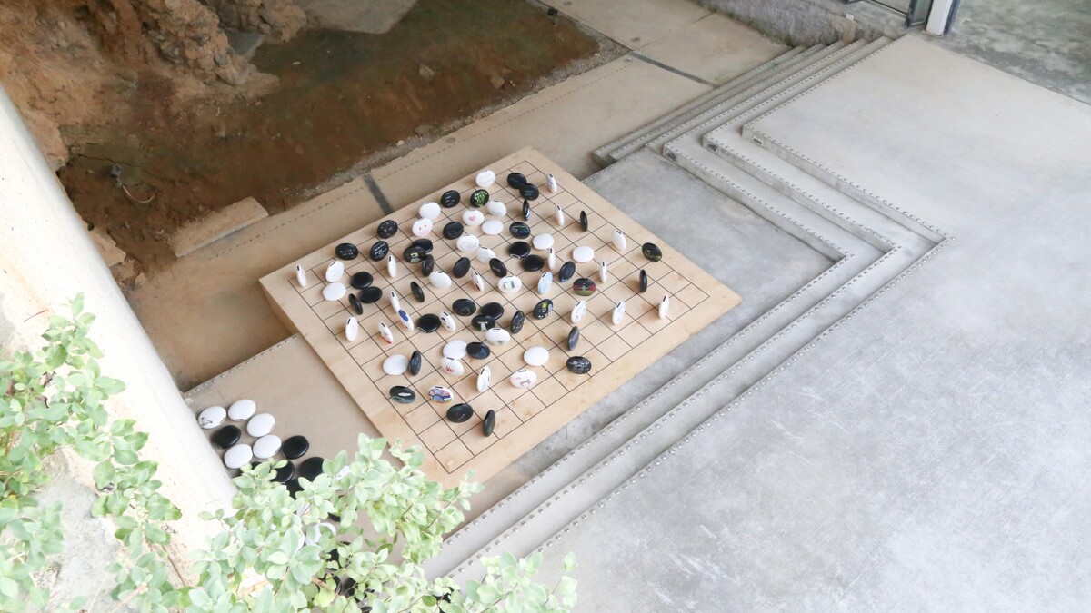 NA15_李佩珊Lee Panthea《不是誰的棋子，我們是⋯ NOBODY_S PAWN, WE ARE⋯》｜來源：Troels Steenholdt Heiredal