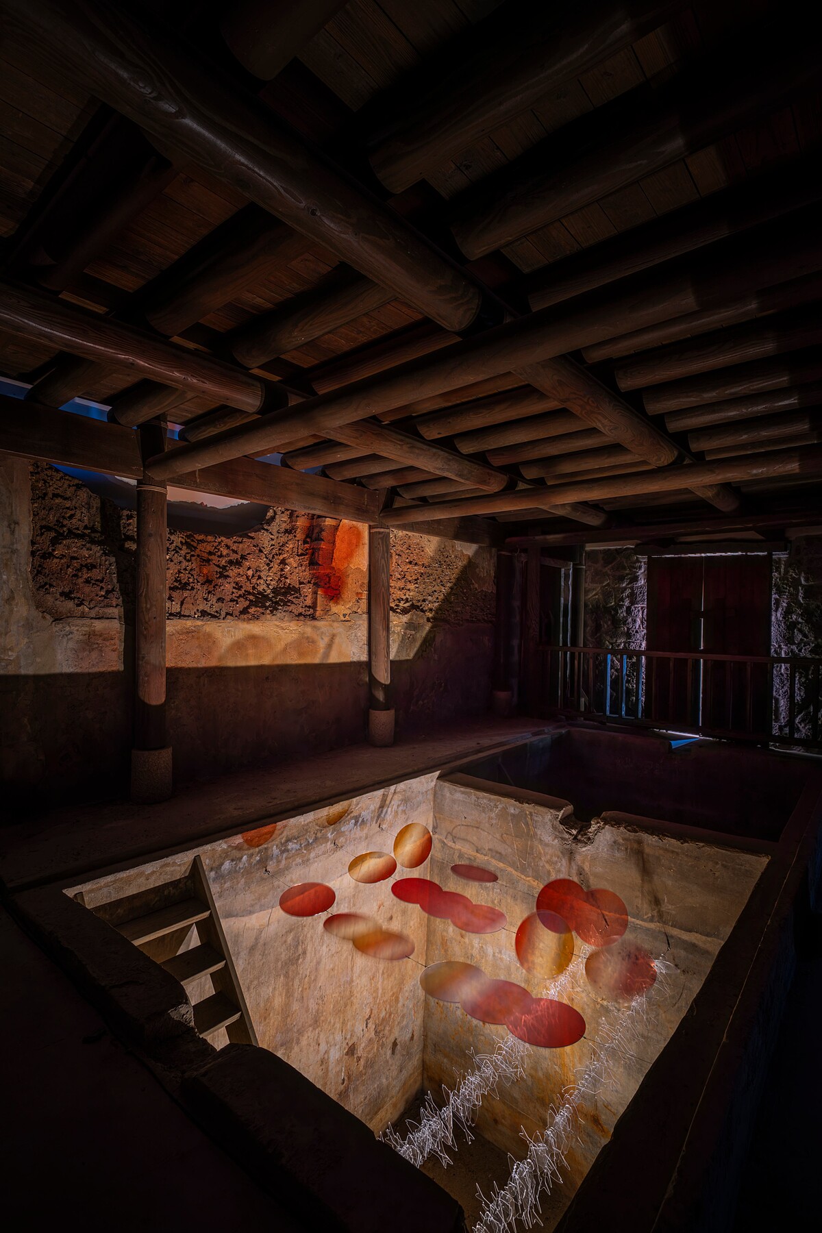 BE06_劉致宏 Liu Chih-Hung《魚漬 Pickled & Steeped》｜來源：狐色影像製作 WHOSE IMAGE STUDIO