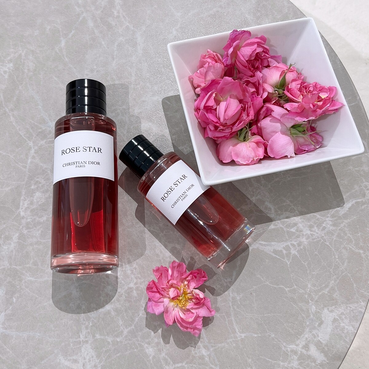 迪奧香氛世家羅盤玫瑰香氛與五月玫瑰。