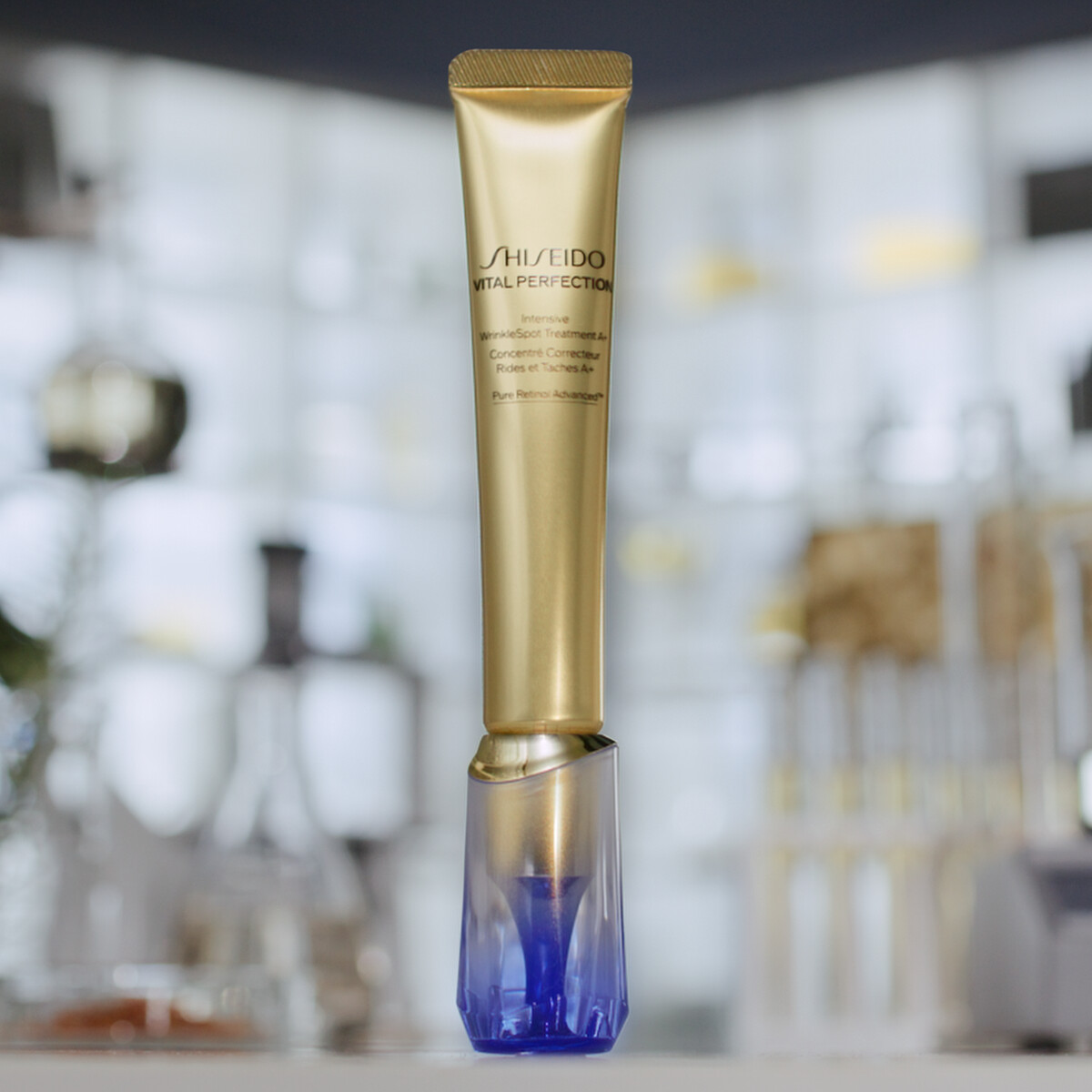 資生堂激抗痕亮采緊緻抗皺精華乳A+。