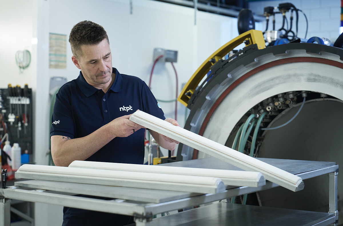 Quartz TPT&reg;⽯英纖維製程