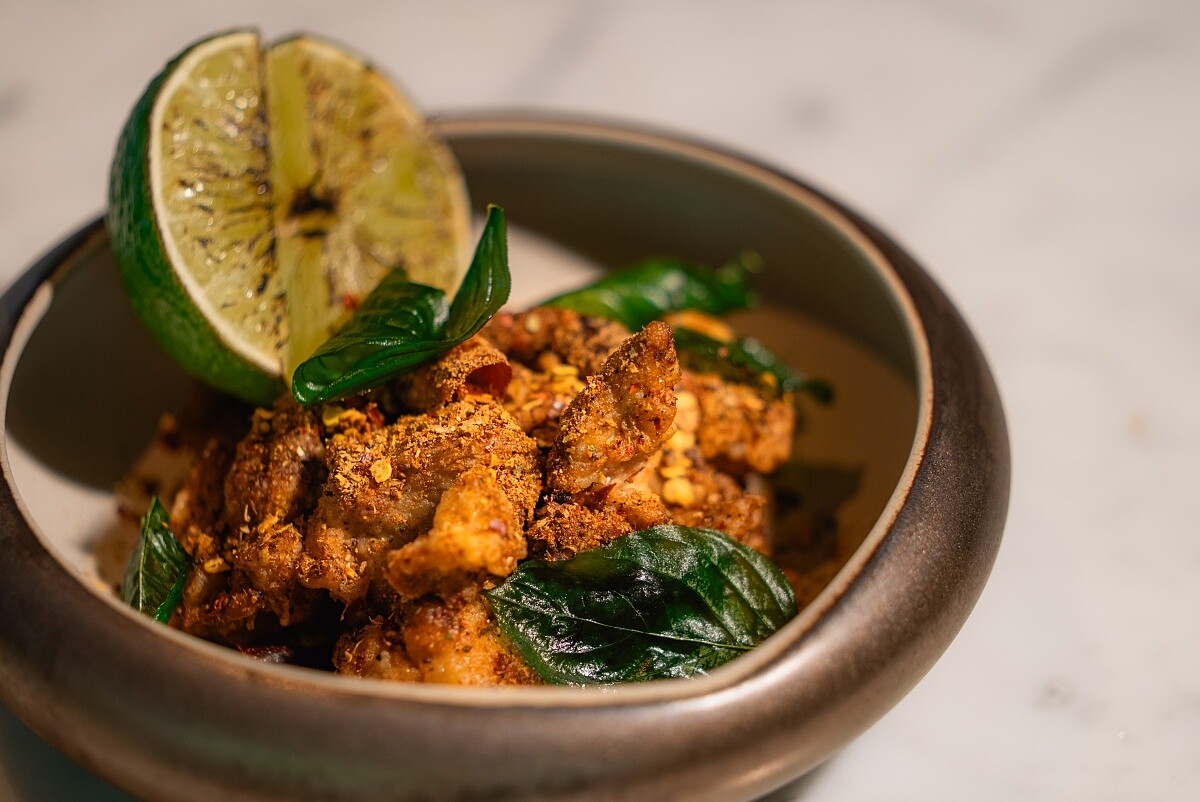 「麻辣乾鍋鹹酥雞」。