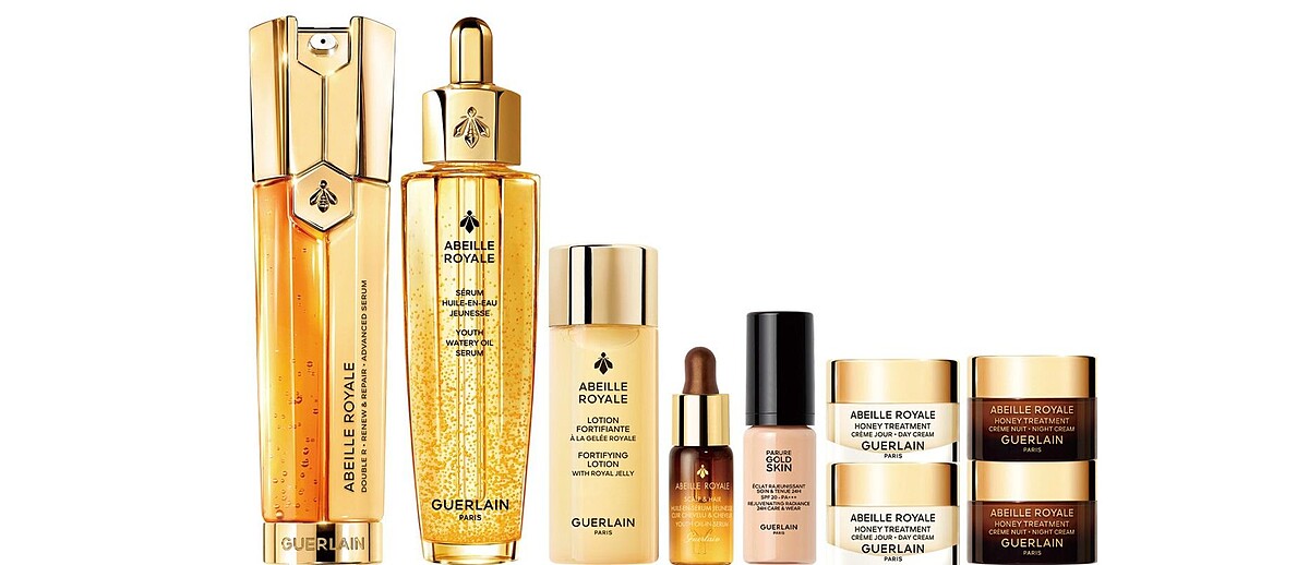 組合內容：皇家蜂王乳平衡油精華50ml(正品)、皇家蜂王乳雙導精華50ml(正品)、皇家蜂王乳蜜露40ml、皇家蜂王乳蜂蜜修護白霜6ml*2、皇家蜂王乳蜂蜜修護黑霜7ml*2、24K純金光透精華粉底 0N 5ml、皇家蜂王乳頭皮修護精華5ml。(註：各百貨通路、嬌蘭線上旗艦店優惠組合略有不同，以各通路公告為準)