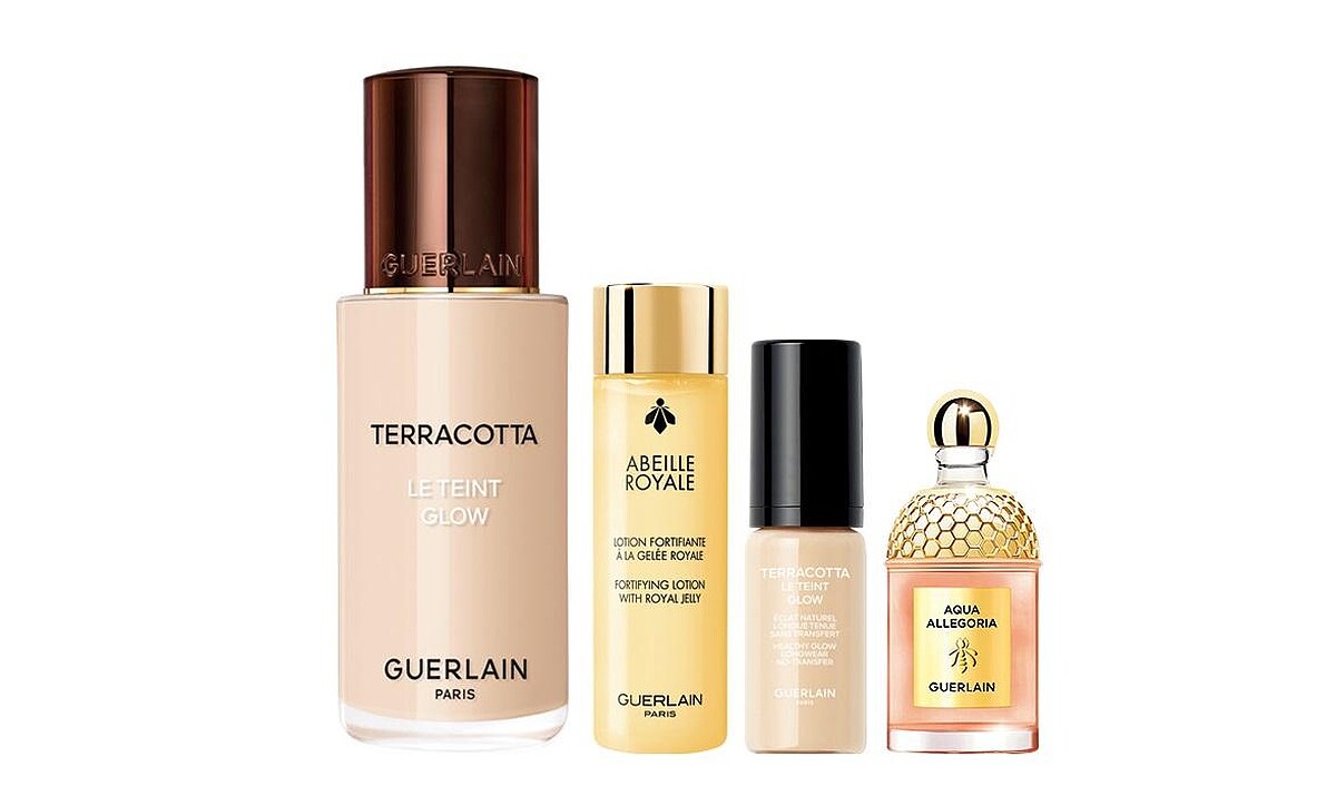 組合內容：提洛可持妝輕粉底柔光版 0.5N(正品)．提洛可持妝輕粉底柔光版 5ml．皇家蜂王乳蜜露 15ml．花草水語薔薇之木淡香精 7.5ml