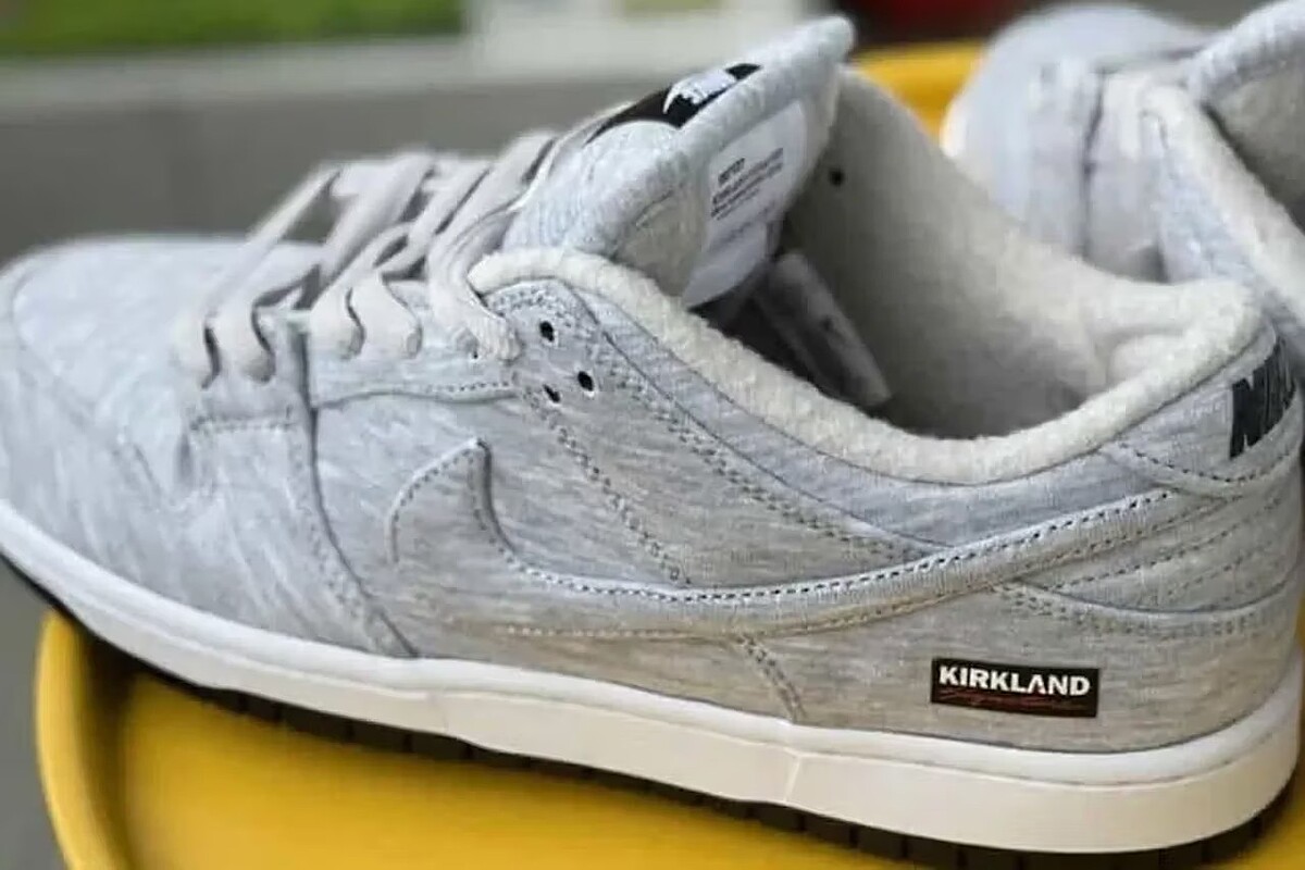 Kirkland Signature x Nike SB Dunk Low 霧灰羊羔絨鞋面