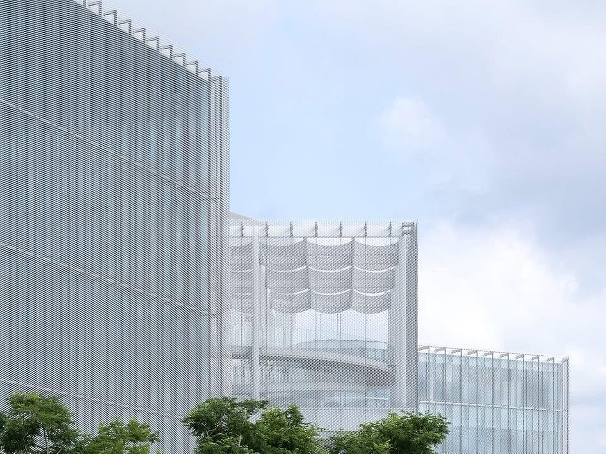 綠美圖外觀帷幕 。圖片來源：臺中綠美圖提供｜YHLAA李易暹攝影