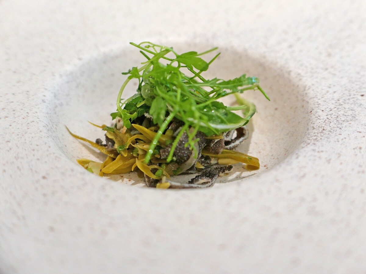 「牛肚沙拉」。