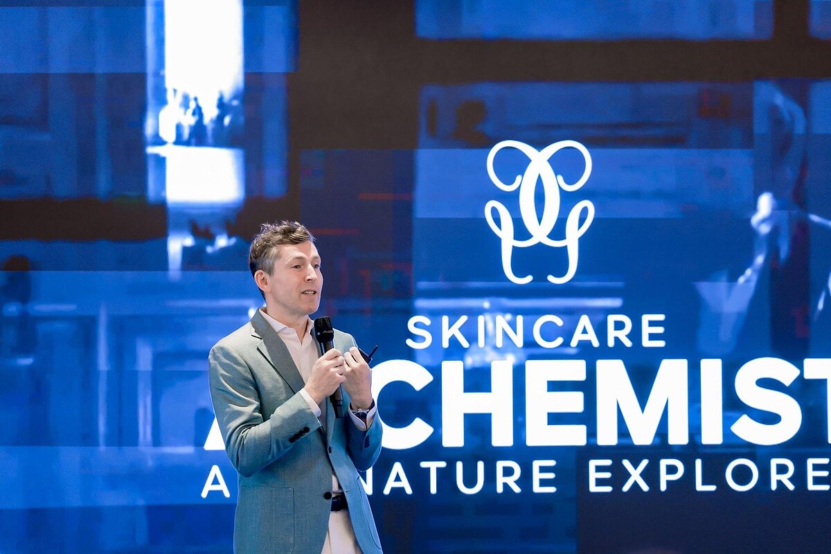 嬌蘭全球首席品牌長 Johnny Ribeiro 