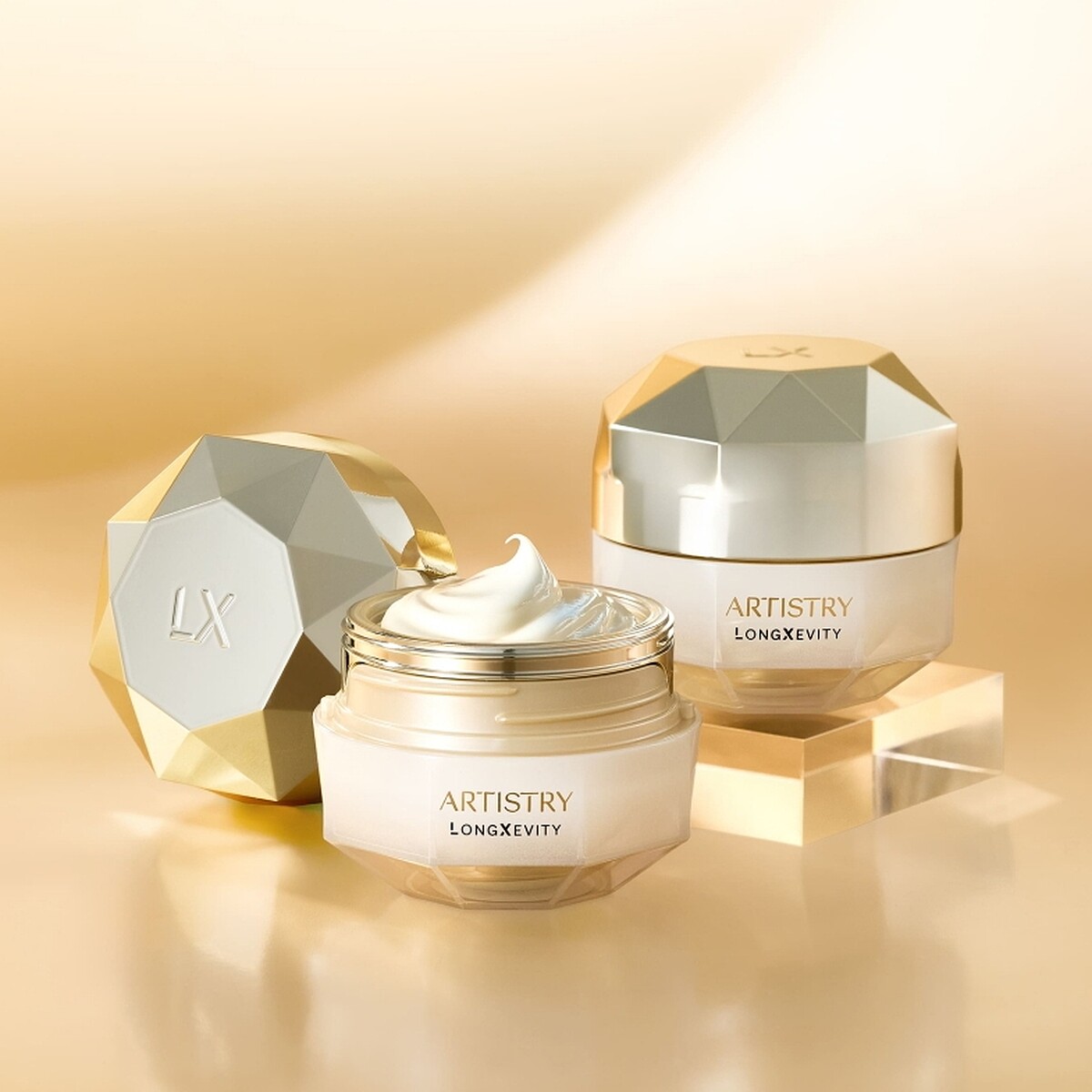 ARTISTR雅芝時光金耀豐潤乳霜50g，NT9,800