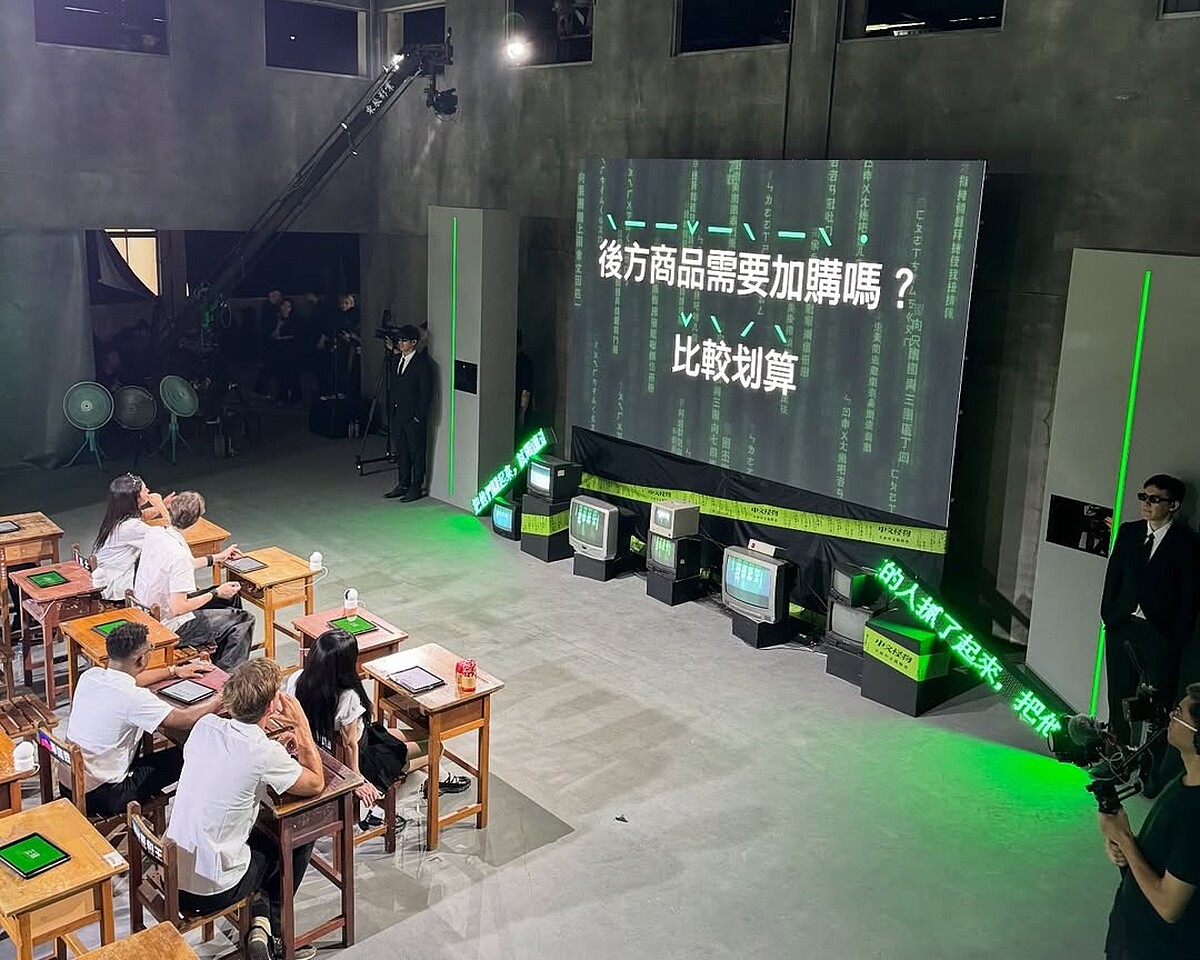 《中文怪物》有超越傳統電視台的「自由」「情感」「靈活」「即時」。