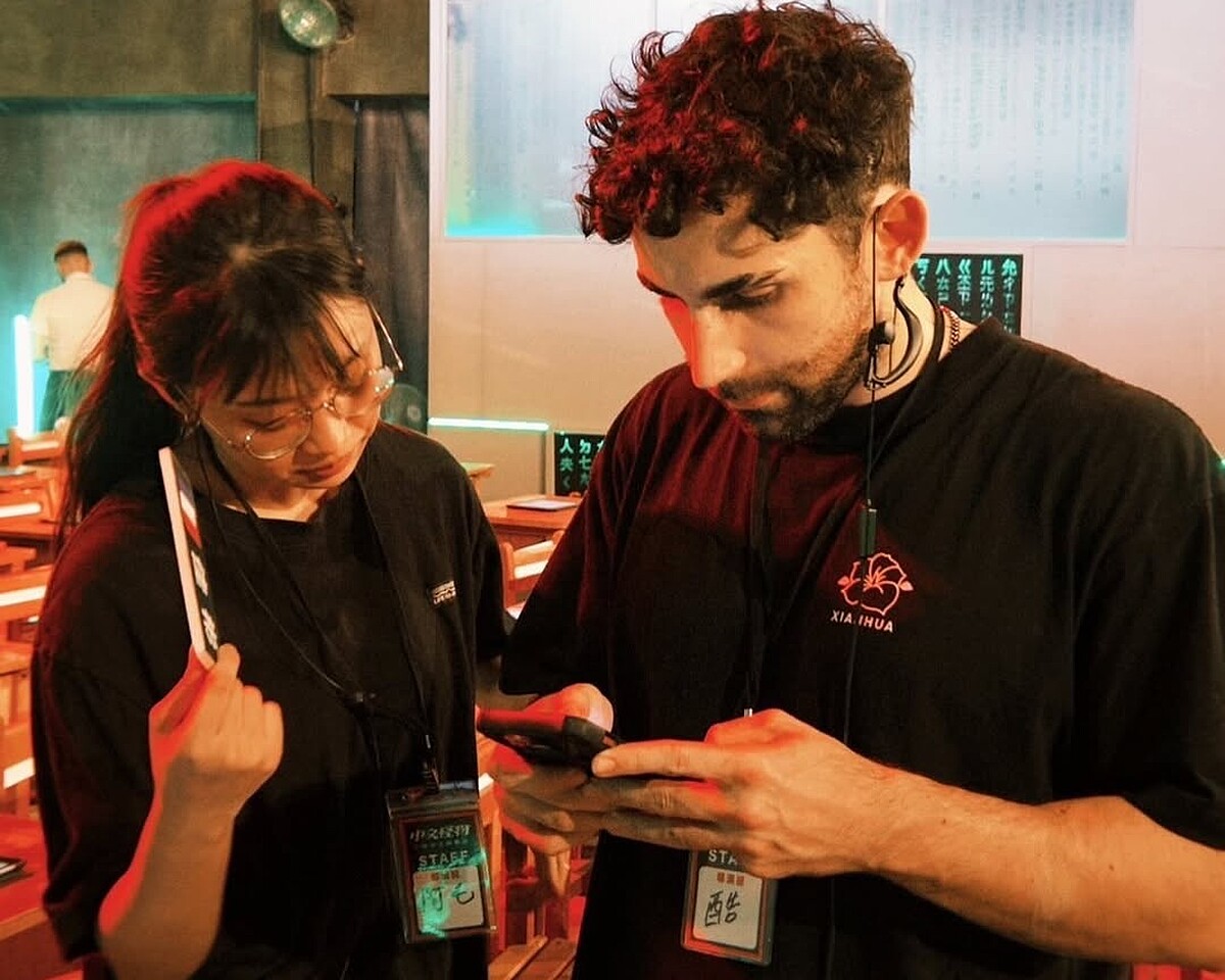 《中文怪物》耗時一年才誕生。