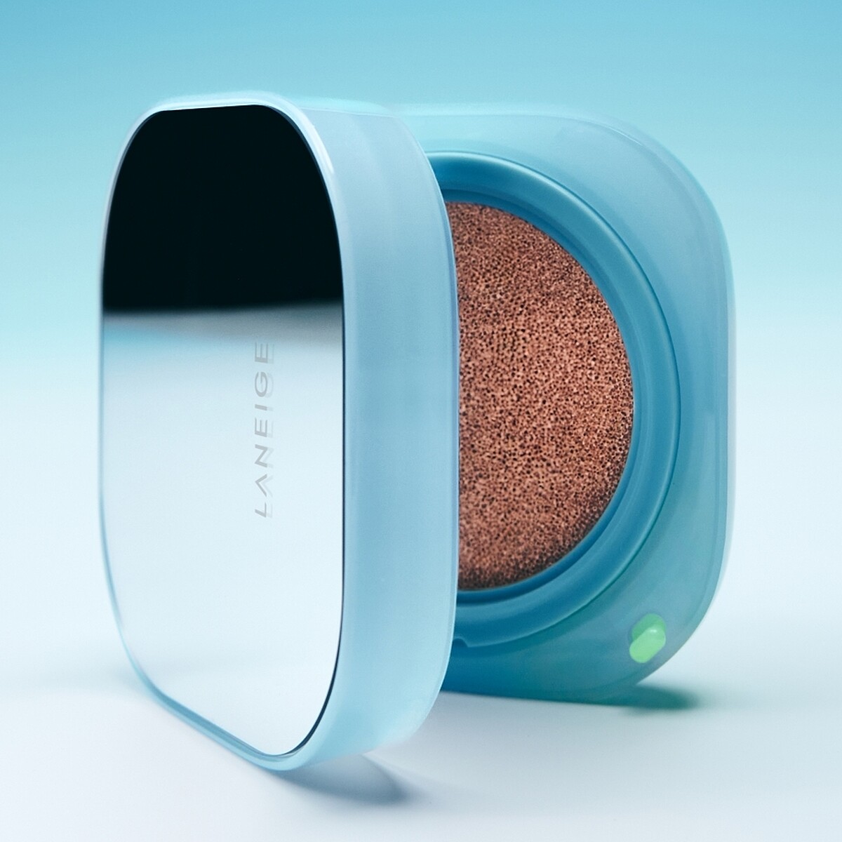 LANEIGE蘭芝 NEO雙效持妝輕霧光氣墊(一殼兩蕊)，NT1,550