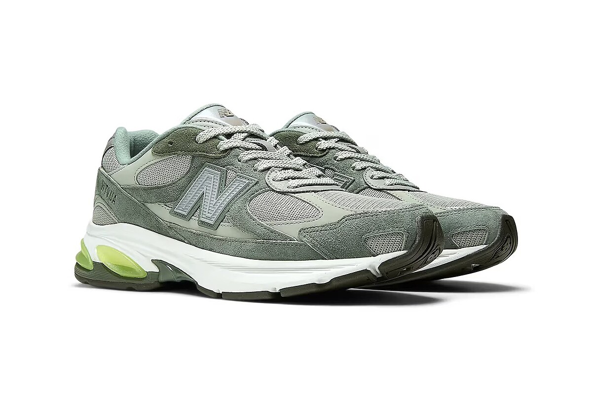 WTAPS x New Balance ABZORB 2010 聯名鞋款，採用軍事風格的鼠尾草綠配色