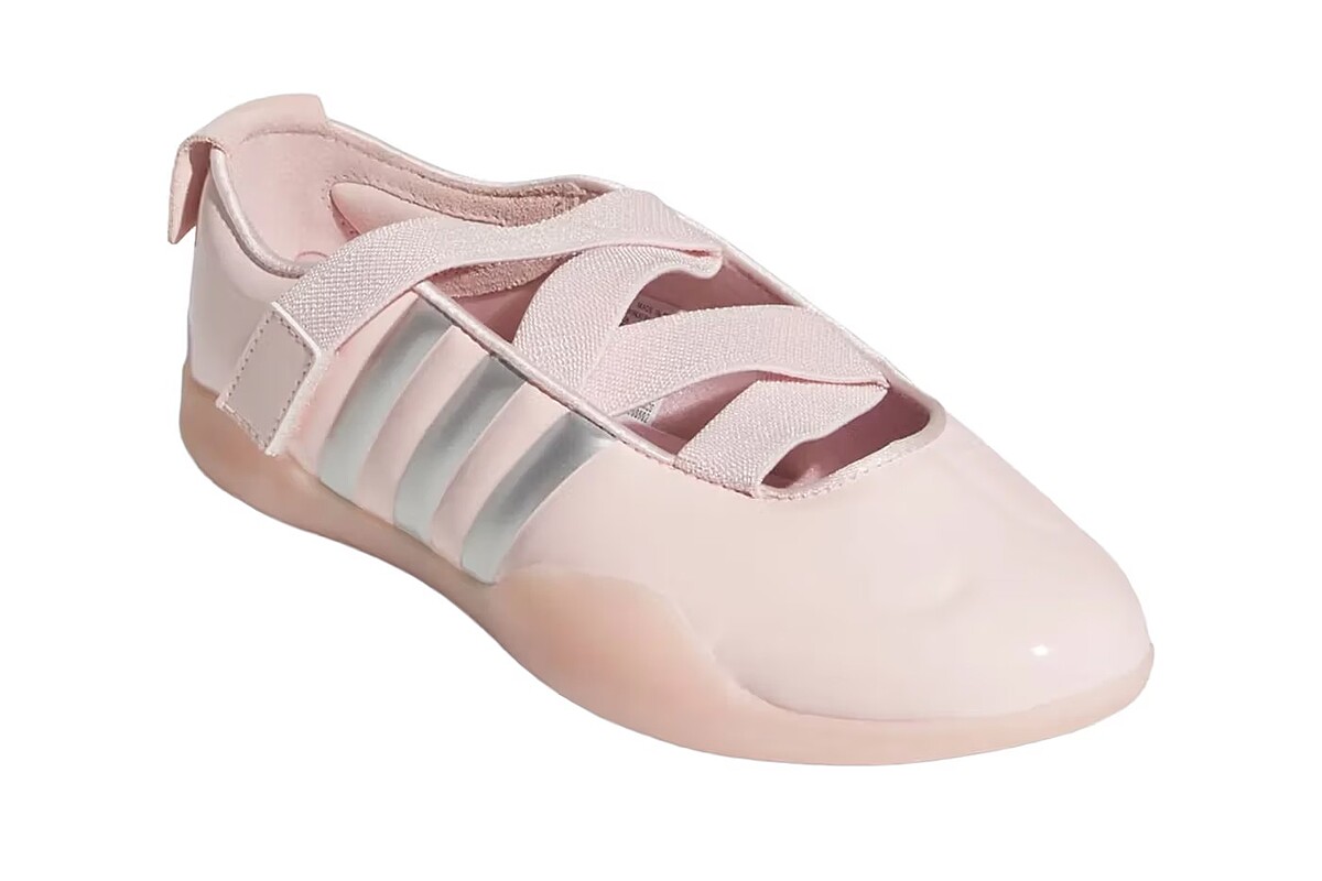 Caroline Hu x CLOT x adidas Taekwondo 聯名鞋款推出淡粉、奶油白與鋼琴黑三色