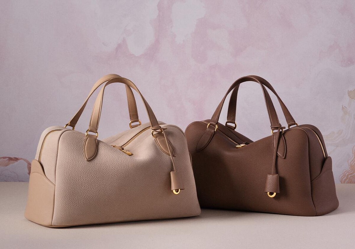 Loro Piana Needle 手袋上幾乎看不出品牌Logo