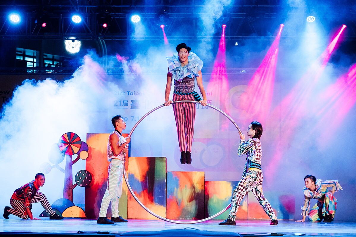 FOCASA馬戲團《潘朵拉的盒子》演出照＿照片提供＿FOCASA馬戲團