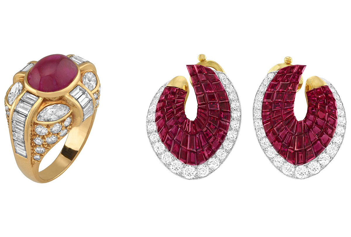 Van Cleef & Arpels 梵克雅寶 Heritage典藏系列-戒指，1982年，黃K金、紅寶石、鑽石。Muscade耳環，1990年，鉑金、黃K金、白K金、Traditional Mystery Set傳統隱密式鑲嵌紅寶石、鑽石。
