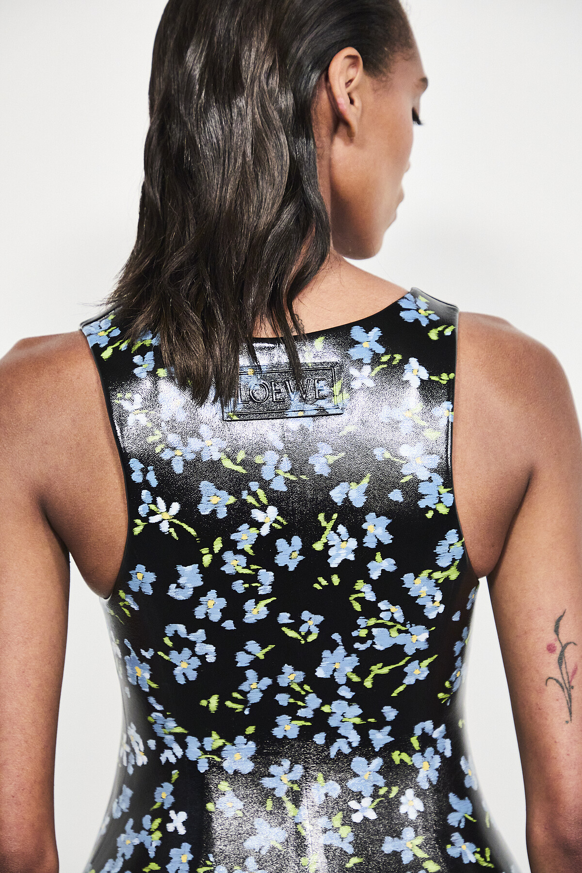 LoeweSS26系列造型。