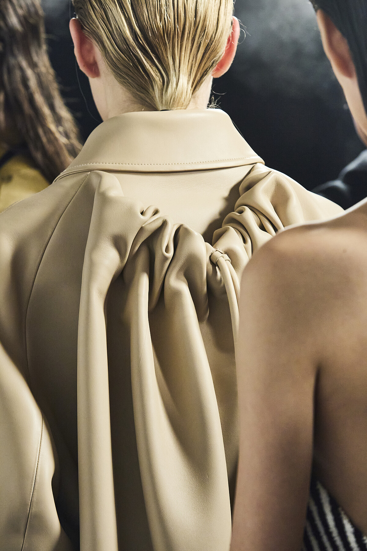 LoeweSS26系列造型。