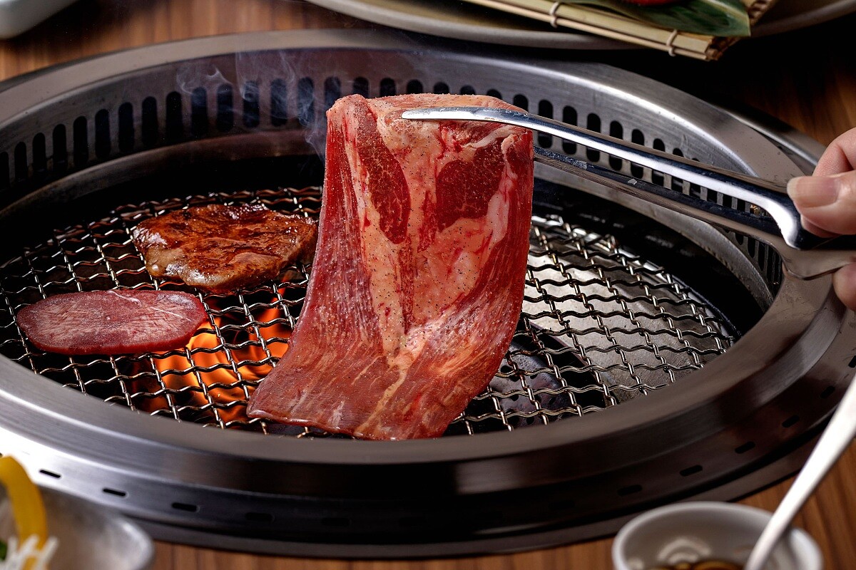 延續品牌「職人技術與家庭日常並行」的理念，新莊店菜單將以雙人套餐為主軸。