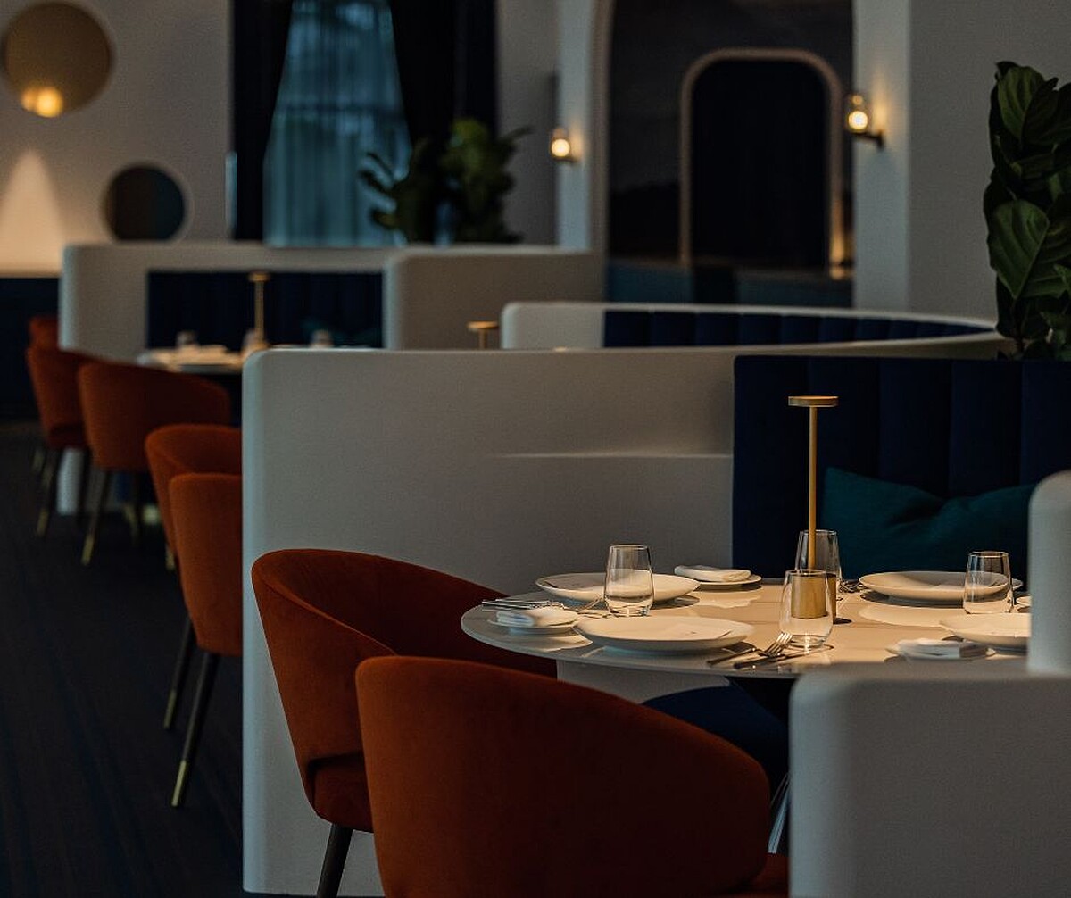 「archi 藝廚」是飯店中最貼近海洋的一間餐廳。