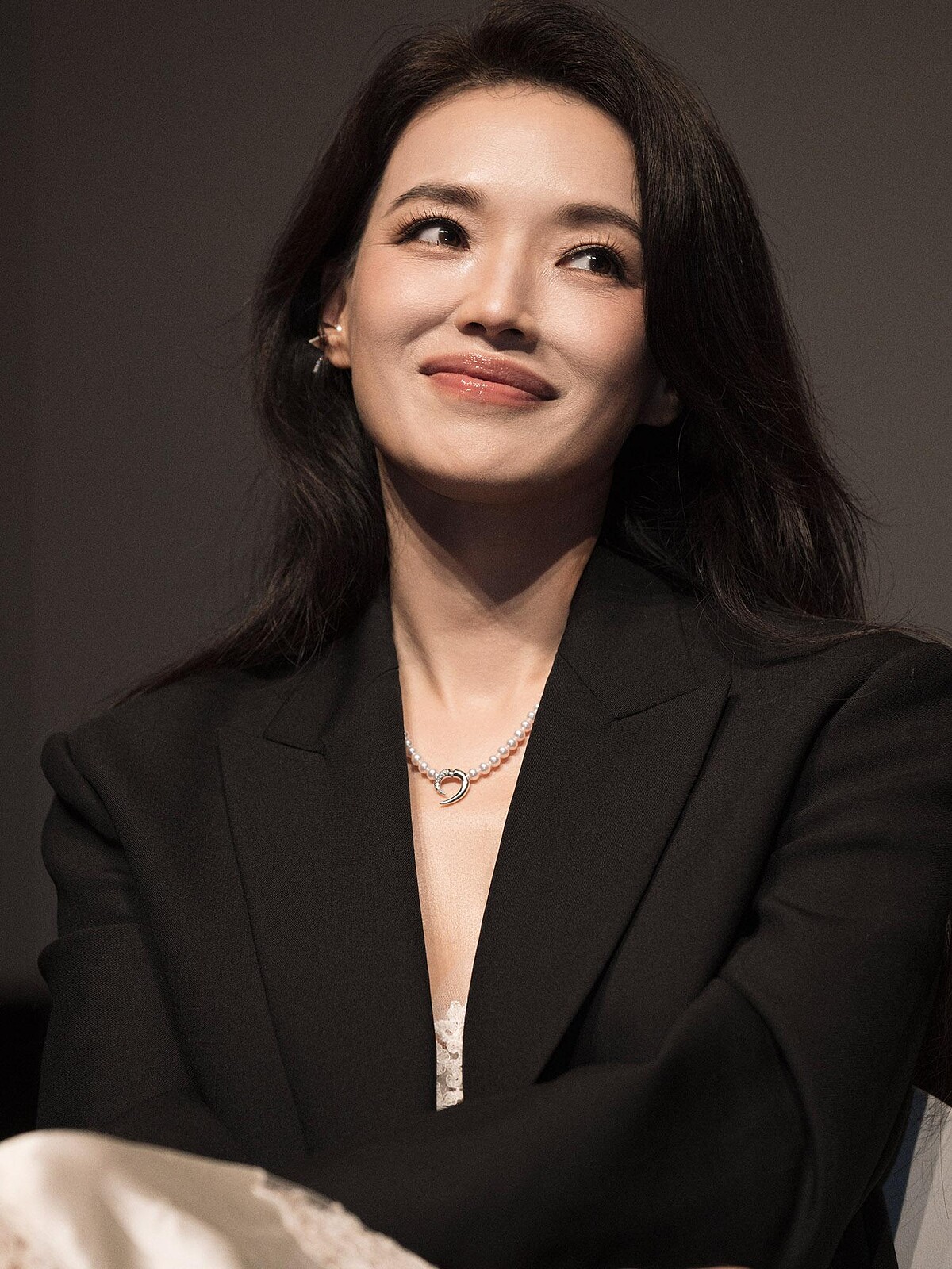 舒淇出席第30屆釜山國際影展 Netflix 原創影集《回魂計》全球首映