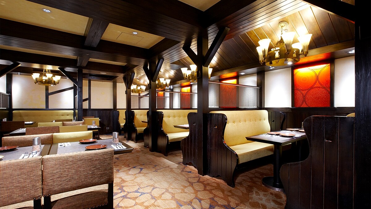 台北喜來登大飯店「比薩屋」空間