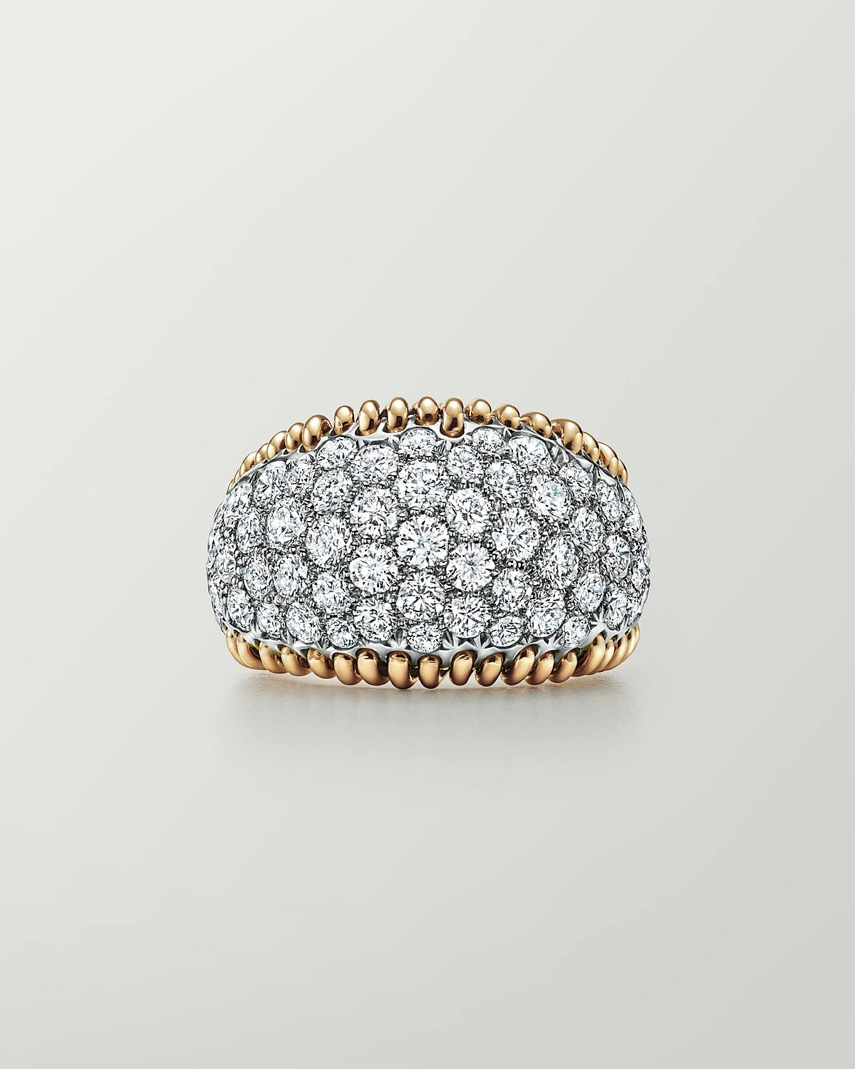 Schlumberger by Tiffany & Co. Stitches 鉑金及黃K金鑽石戒指 約NT$ 1,610,000