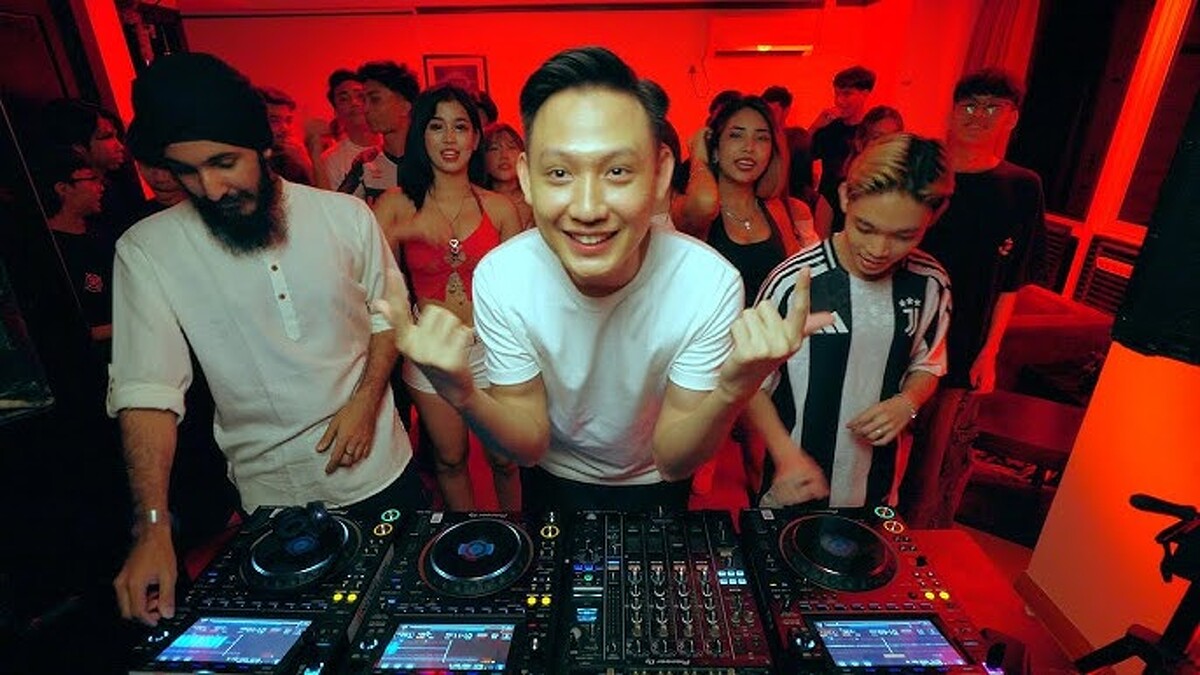 Y3LLO（黃潮頑童）