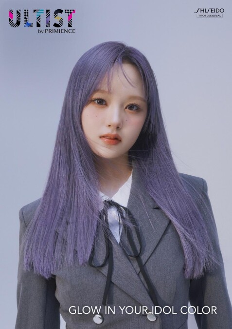 韓國新世代大勢女團tripleS韓籍成員楷潾，藍紫色調的髮色浪漫又神秘。