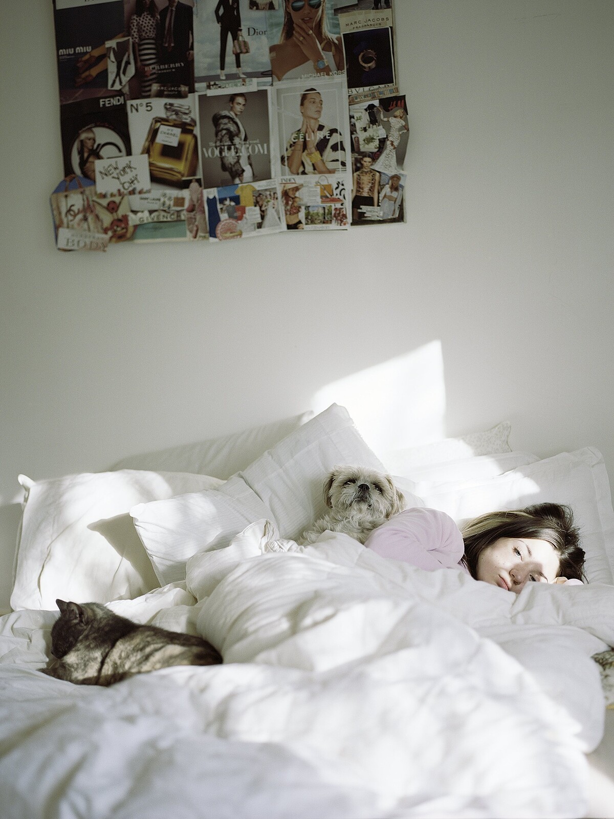 &copy;FUMI NAGASAKA STUDIO