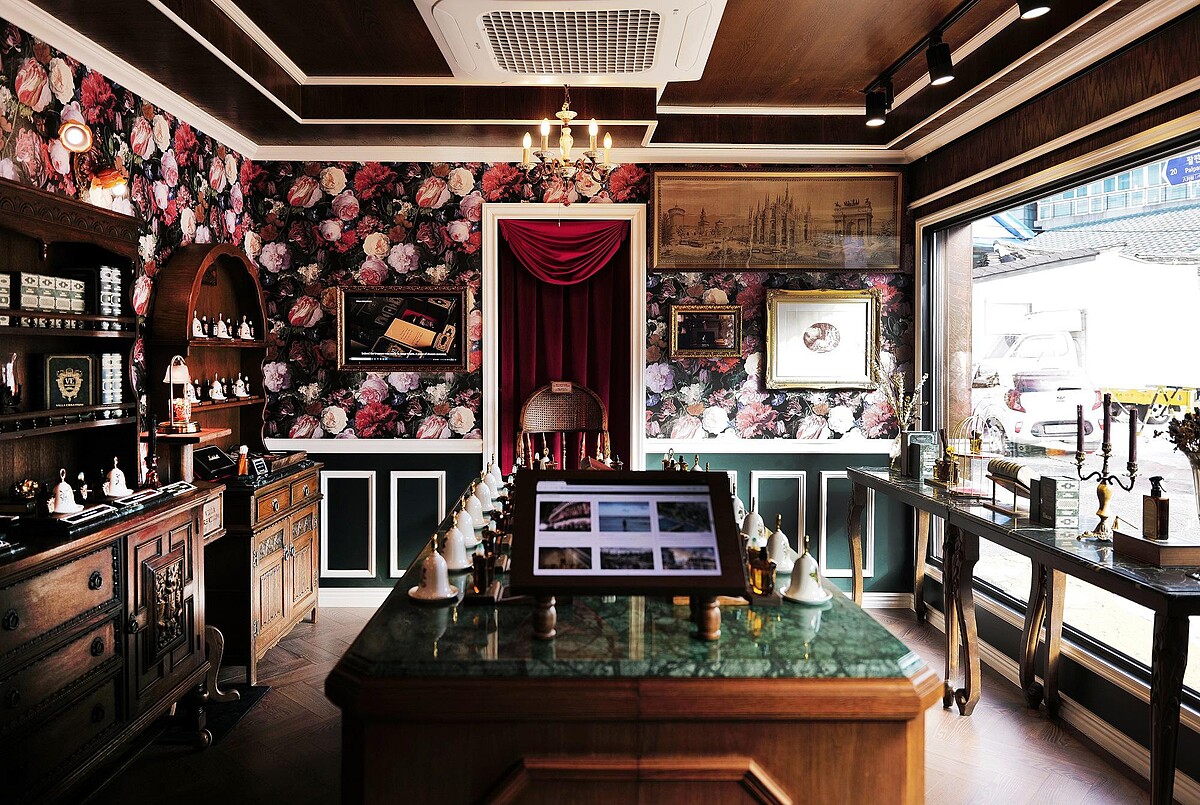 Villa Erbatium位於首爾三清洞的旗艦店。