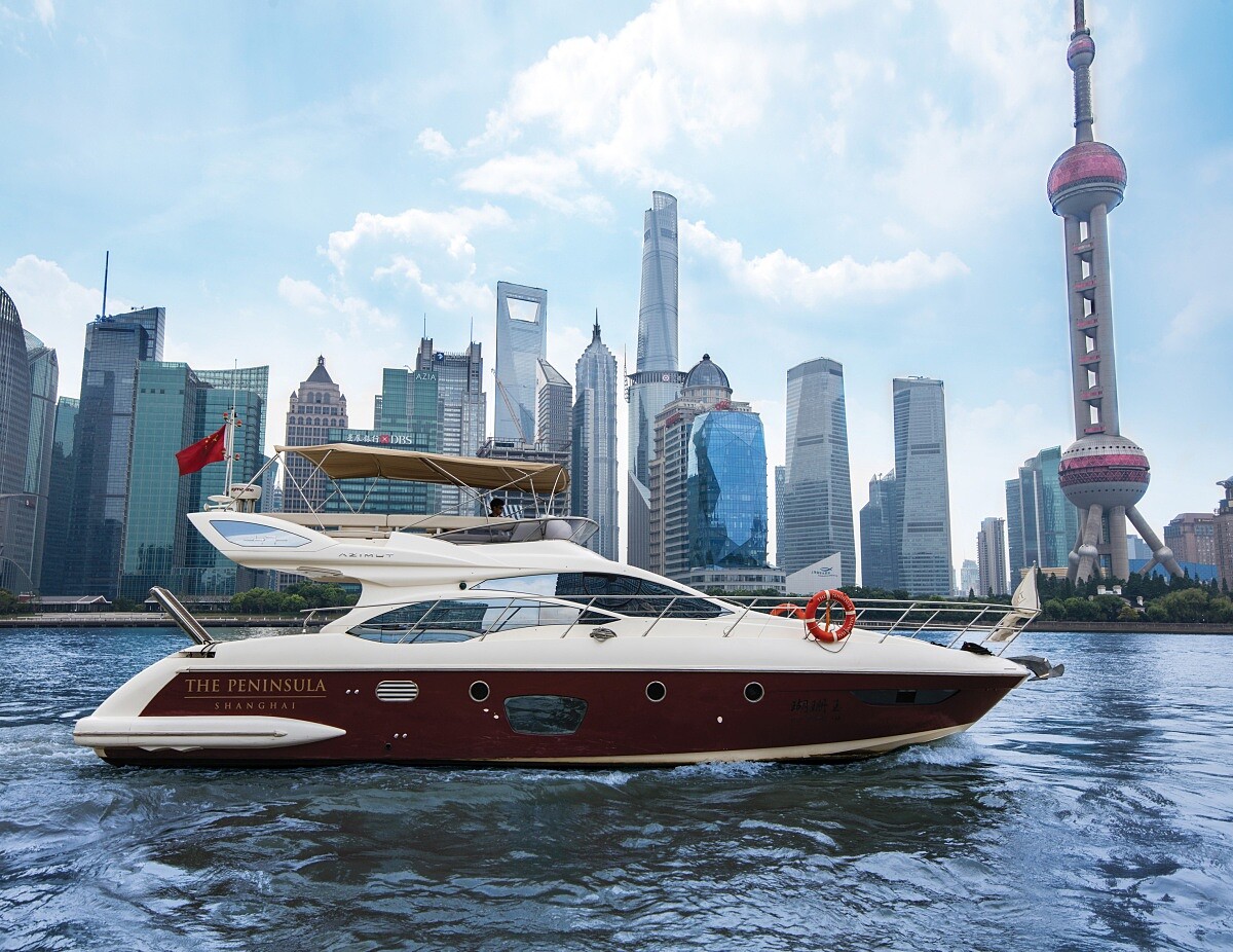 中國「上海半島酒店」有阿茲慕47遊艇。