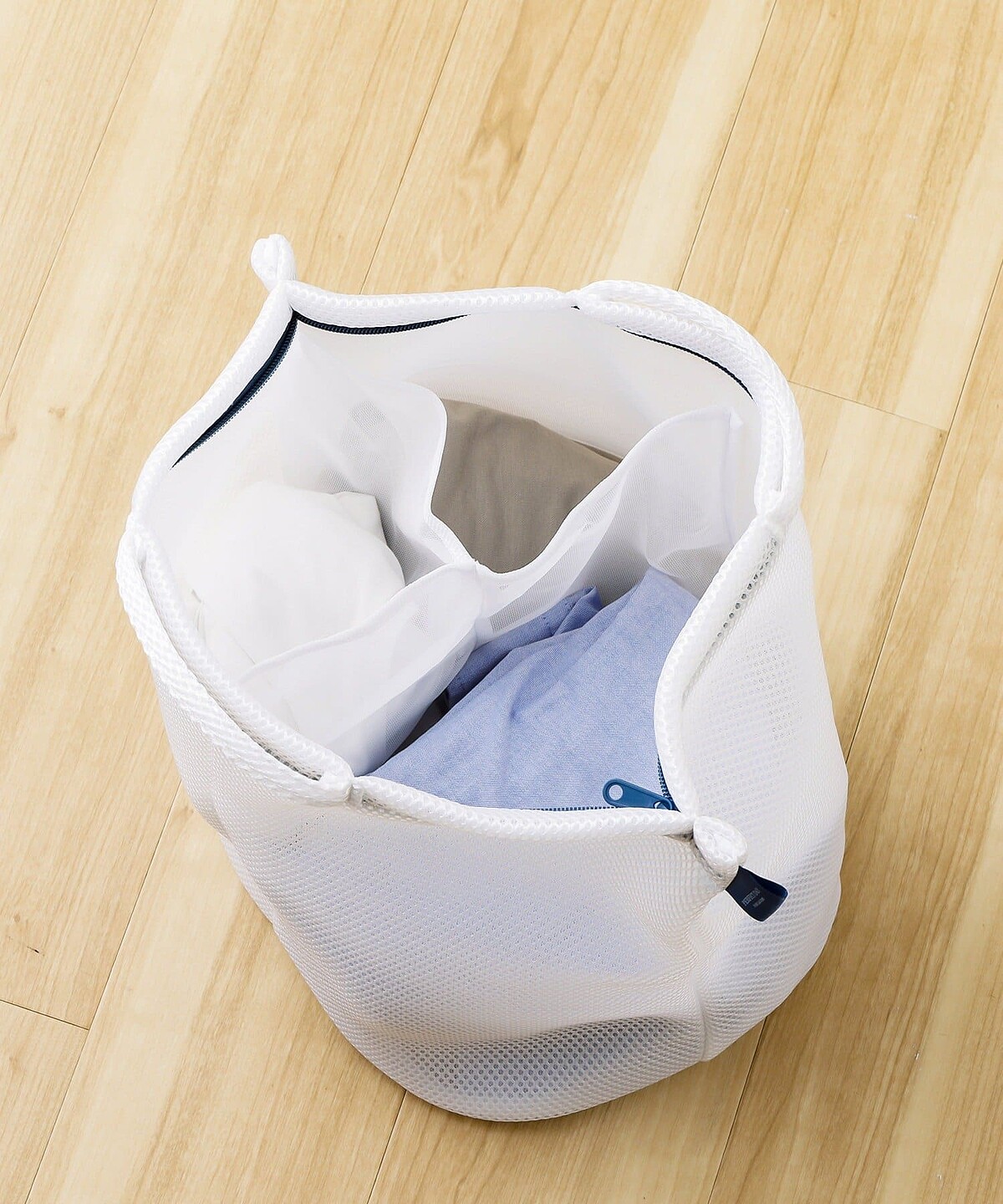 3COINS洗衣袋內部為三個隔層，實用又方便（圖片來源／PAL官網）