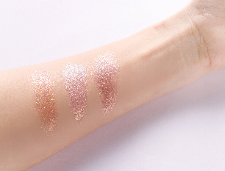 右到左: SPARKLE SPARKLE、ICE LIST、GLIMMER FOR BREAKFAST