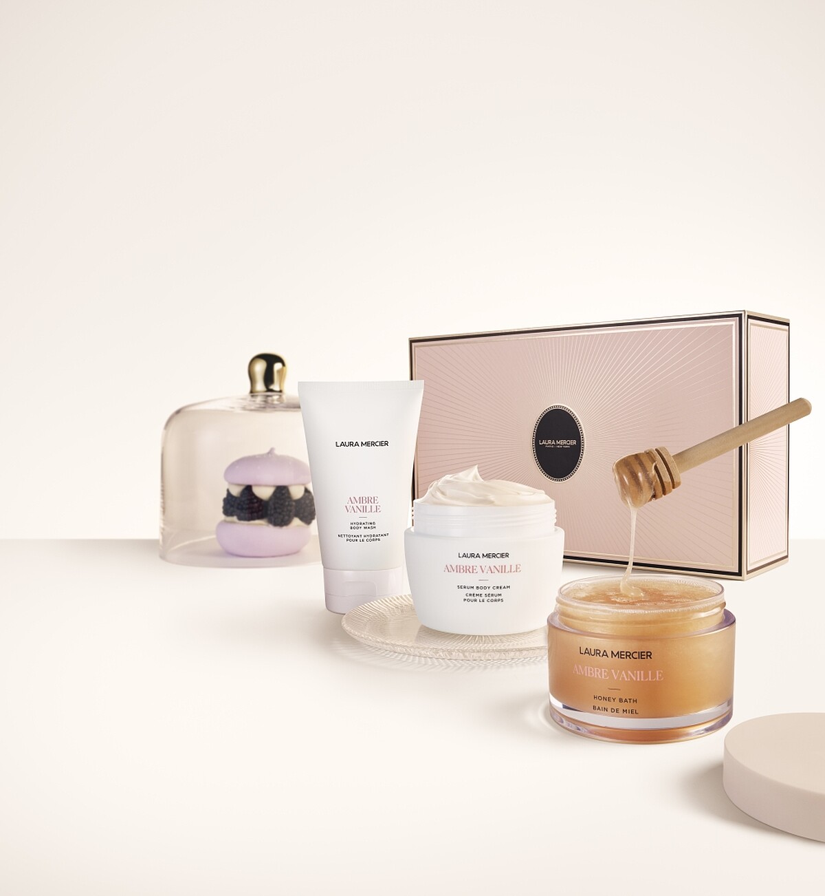 LAURA MERCIER蘿拉蜜思琥珀香草美膚禮盒，NT3,150