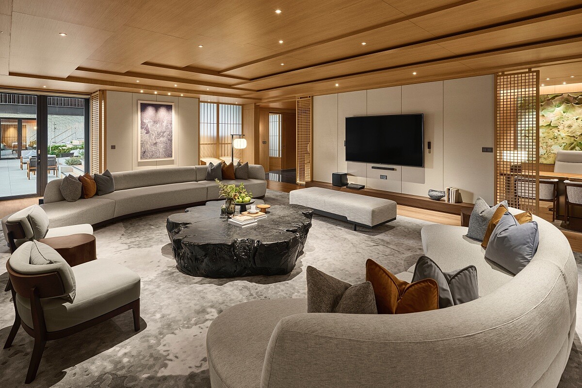 115坪「總統套房」。