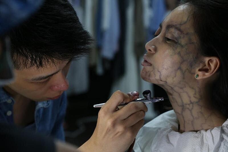 特效化妝儲旭工作照