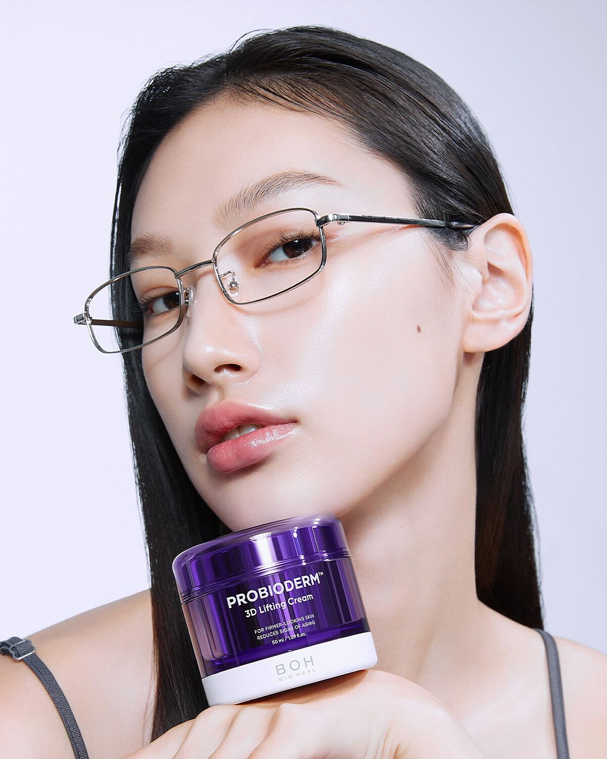 BIO HEAL推出的3D提拉乳霜。