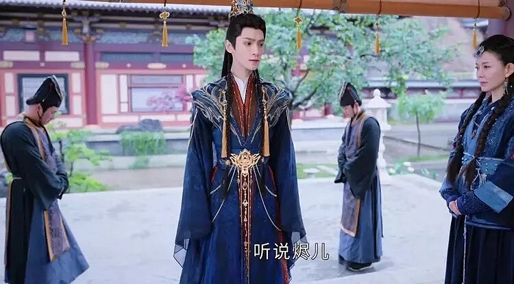 羅雲熙在《長月燼明》瘦到幾乎只看得到骨架。